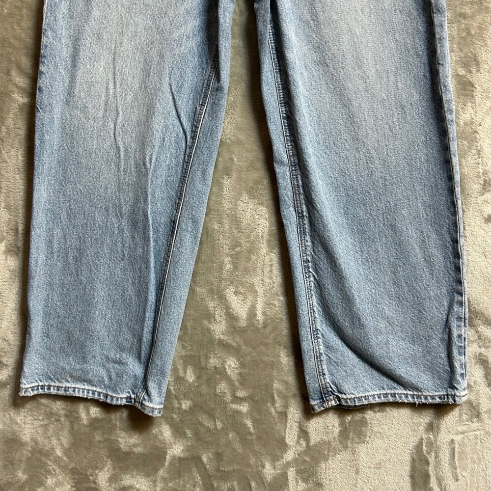American Eagle Womens Size 4 Regular Strigid Wide Leg Light Wash Jeans - Picture 3 of 12